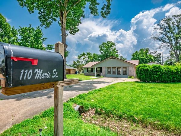110 Marie St, Batesville, MS 38606