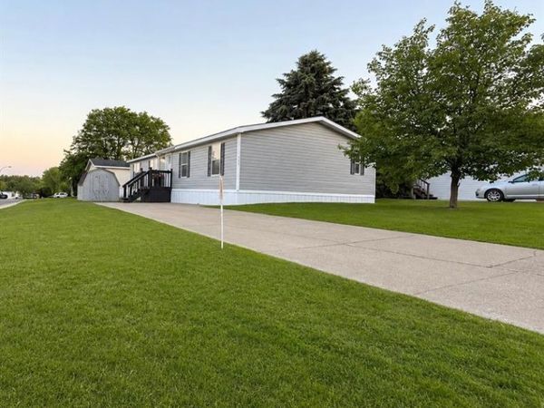 1908 Abels Street, Milford Twp, MI 48381