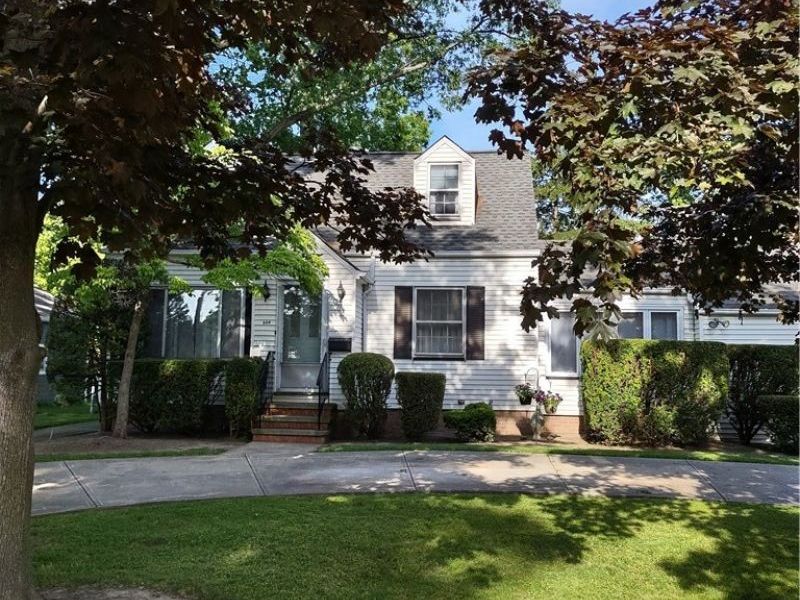 625 Humiston Drive, Bay Village, OH 44140 Photo 2