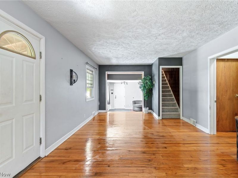 6541 Newton Falls Road, Ravenna, OH 44266 Photo 4