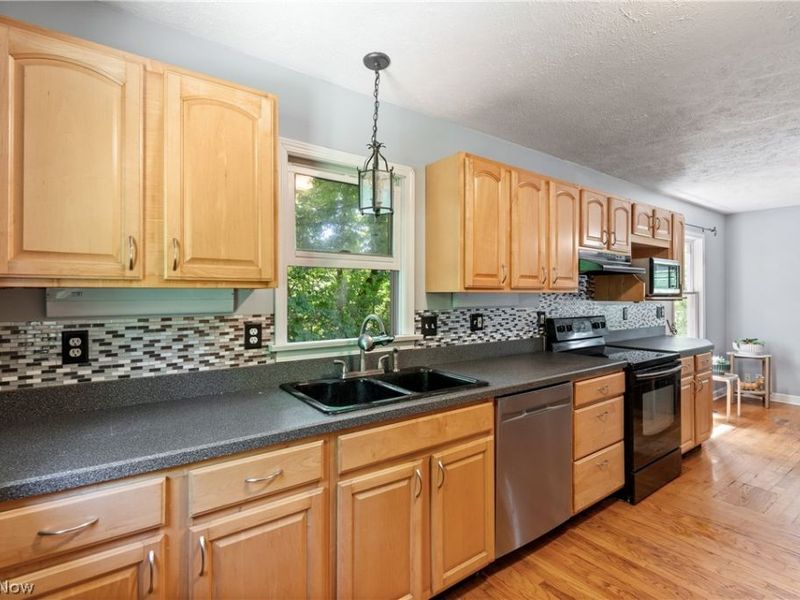 6541 Newton Falls Road, Ravenna, OH 44266 Photo 9