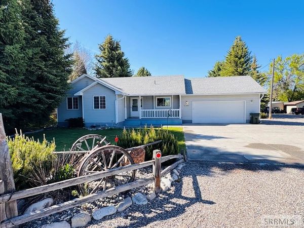 1392 Rich Lane, Blackfoot, ID 83221