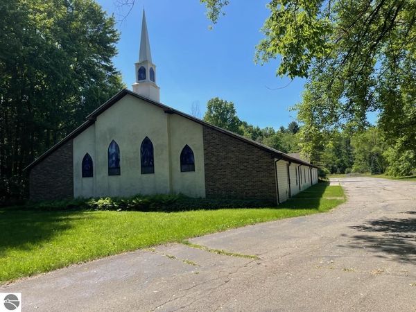 341 State Street, Montrose, MI 48457