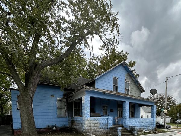 616 W 11th Street , Michigan City, IN 46360
