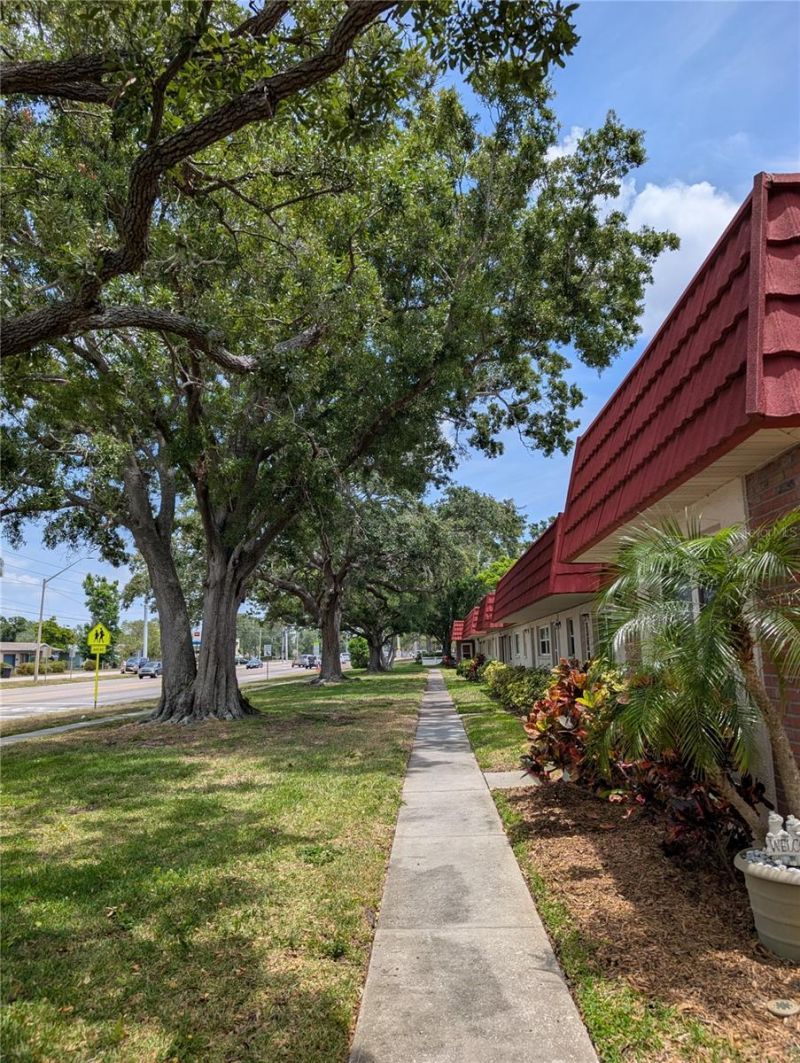 5870 38th Avenue N, Unit 40, Saint Petersburg, FL 33710 Photo