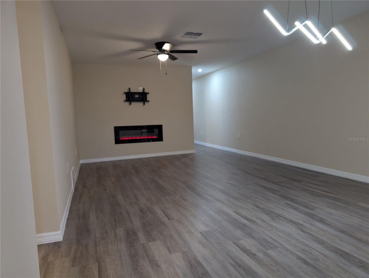 5870 38th Avenue N, Unit 40, Saint Petersburg, FL 33710 Photo