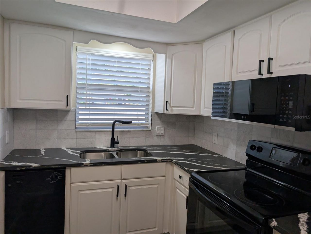 5870 38th Avenue N, Unit 40, Saint Petersburg, FL 33710 Photo