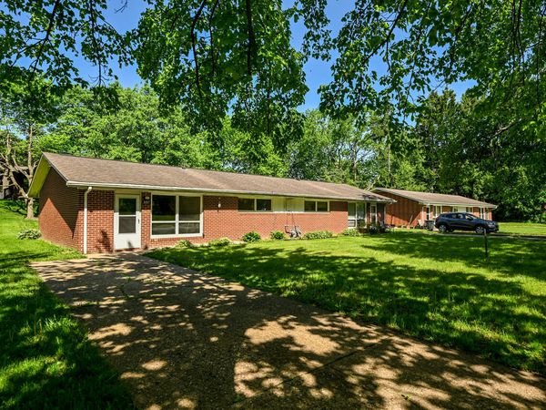 3287 Delray Ave NW, Massillon, OH 44646