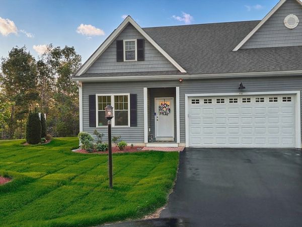 705 Southwood Lane, Unit 705, Clinton, MA 01510