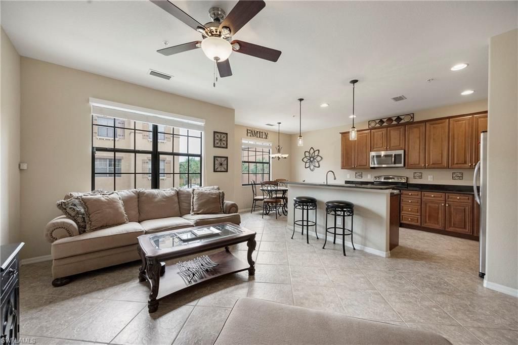 11875 Izarra Way , Unit 8712, Fort Myers, FL 33912 Photo