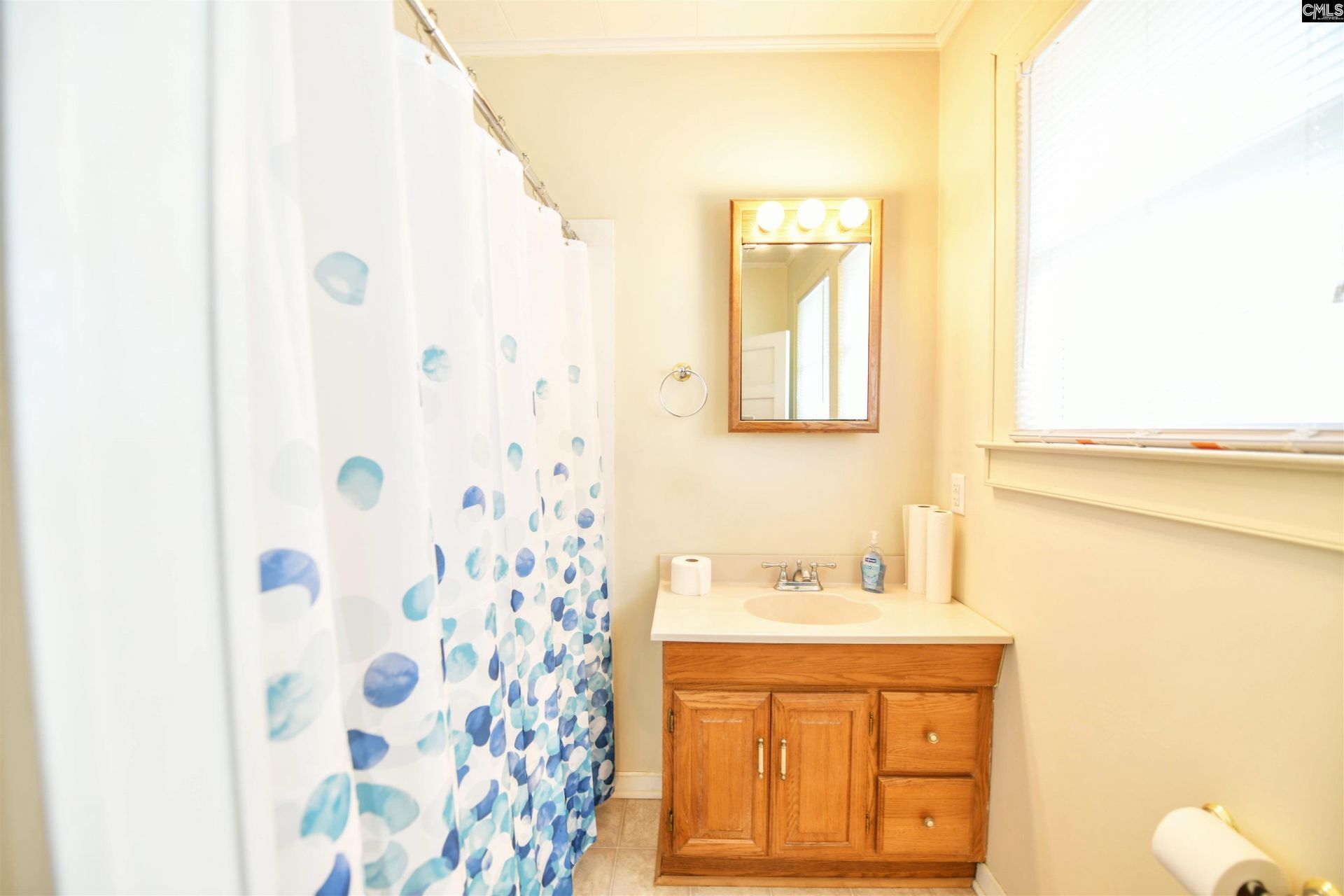 1721 Harrington Street Photo 10