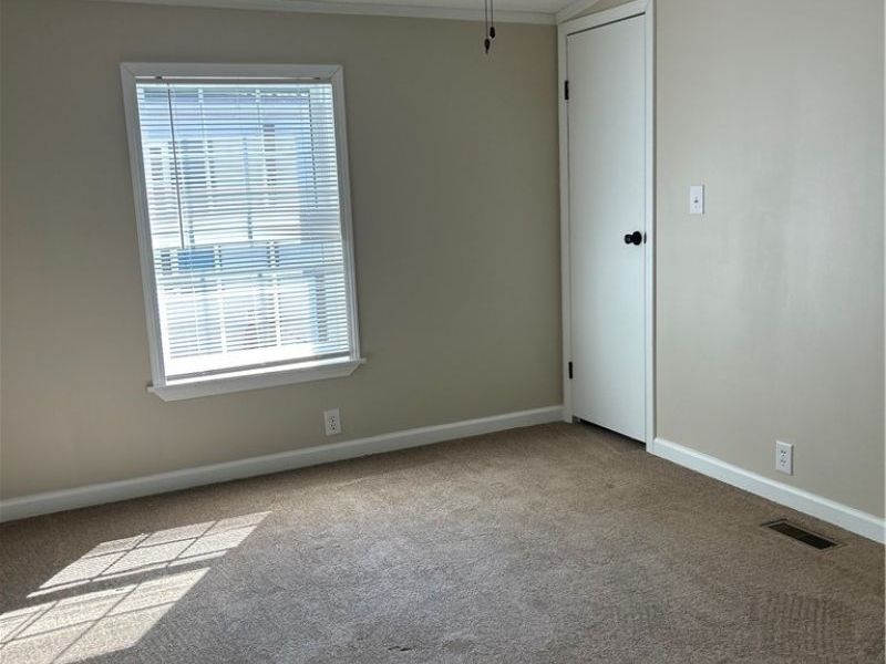 10193 Oakwood Street, Byesville, OH 43723 Photo 10
