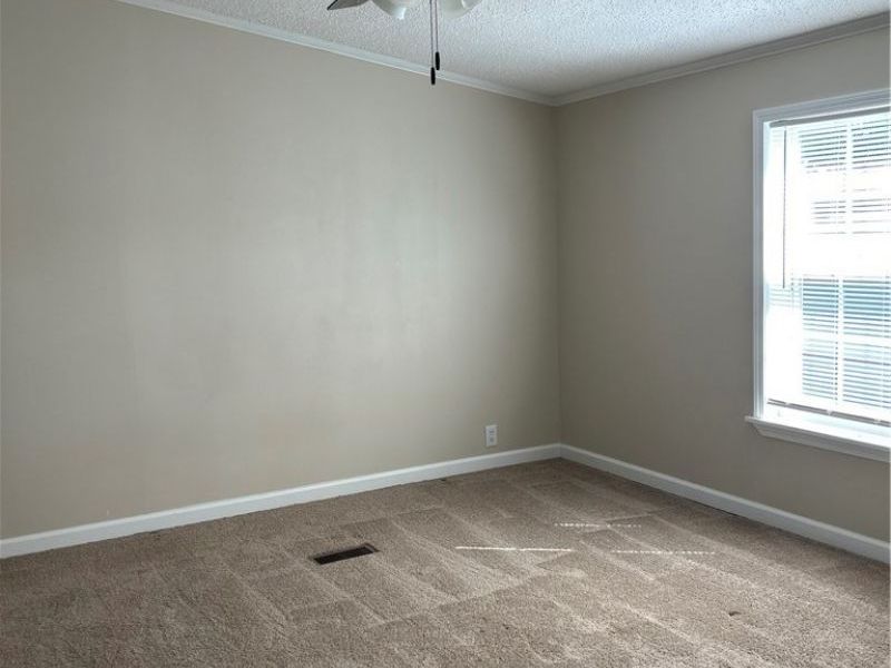 10193 Oakwood Street, Byesville, OH 43723 Photo 13