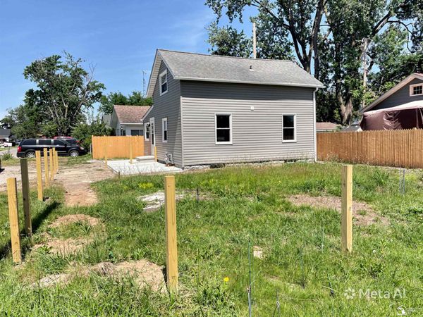 604 W 10th Street, Monroe, MI 48161