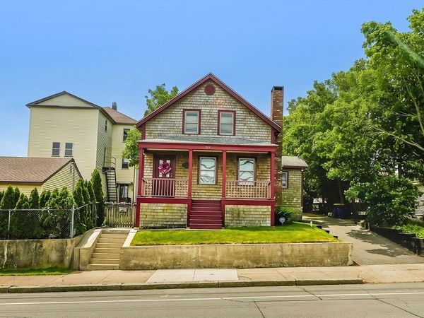 217 Brayton Ave, Fall River, MA 02721