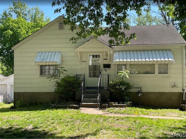 7809 Utica Drive , St Louis, MO 63133