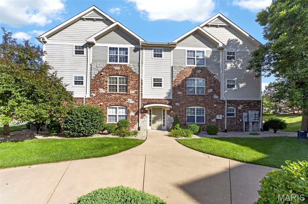 2021 Piedmont Circle , Unit 201, Saint Peters, MO 63304 Main Photo