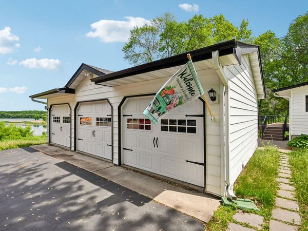 11551 278th Street, Chisago City, MN 55013
