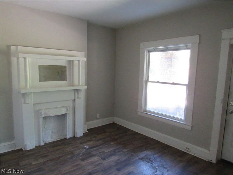 932 Wheelock Road , Cleveland, OH 44103 Photo 11