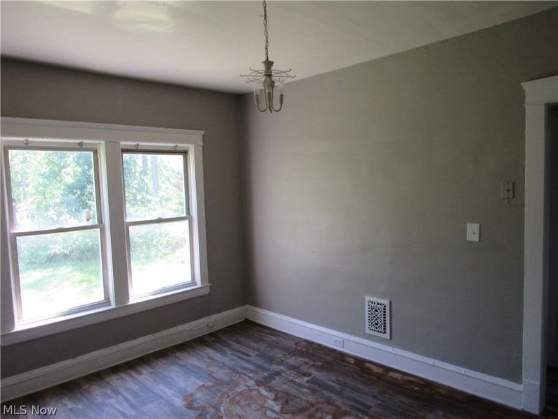 932 Wheelock Road , Cleveland, OH 44103 Photo 13