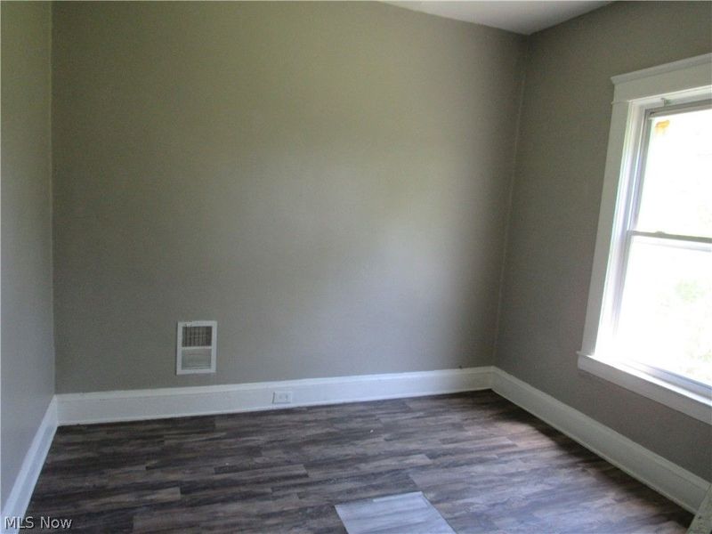 932 Wheelock Road , Cleveland, OH 44103 Photo 14