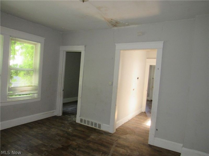 932 Wheelock Road, Cleveland, OH 44103 Photo 22