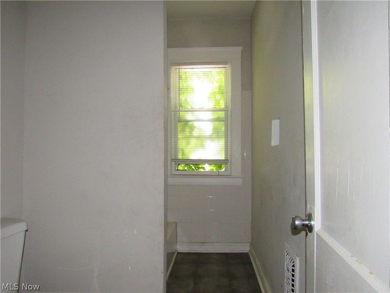932 Wheelock Road, Cleveland, OH 44103 Photo 23