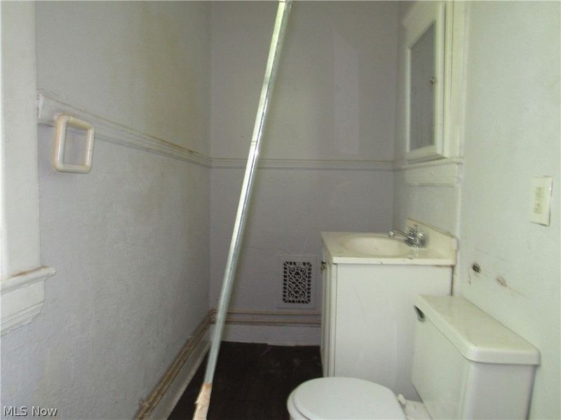 932 Wheelock Road, Cleveland, OH 44103 Photo 44