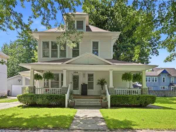 206 S Catalpa Street, Pittsburg, KS 66762