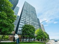 880 N LAKE SHORE Drive, Chicago, IL 60611 primary photo