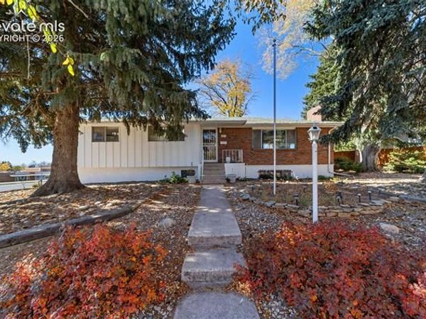 2302 Kent Lane, Colorado Springs, CO 80909