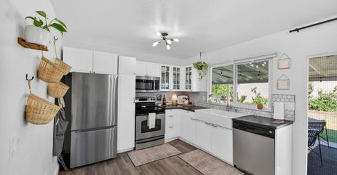 7920 Deer Water Dr, Sacramento, CA 95823 Photo