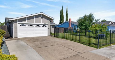 7920 Deer Water Dr, Sacramento, CA 95823 Photo