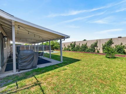 7920 Deer Water Dr, Sacramento, CA 95823 Photo