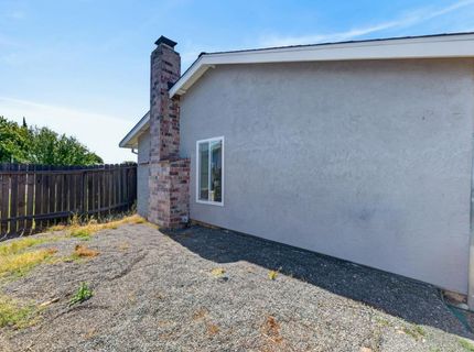 7920 Deer Water Dr, Sacramento, CA 95823 Photo