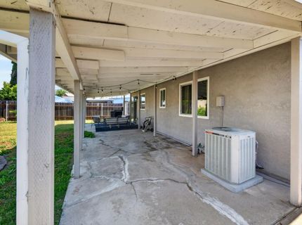 7920 Deer Water Dr, Sacramento, CA 95823 Photo