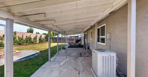 7920 Deer Water Dr, Sacramento, CA 95823 Photo