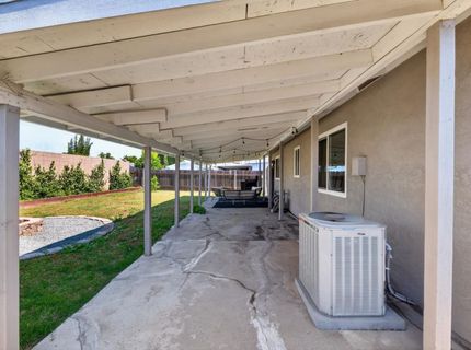 7920 Deer Water Dr, Sacramento, CA 95823 Photo