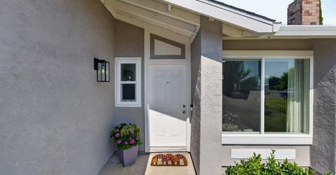 7920 Deer Water Dr, Sacramento, CA 95823 Photo