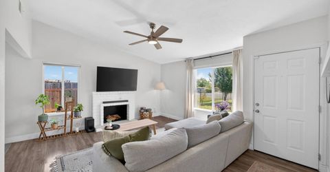 7920 Deer Water Dr, Sacramento, CA 95823 Photo