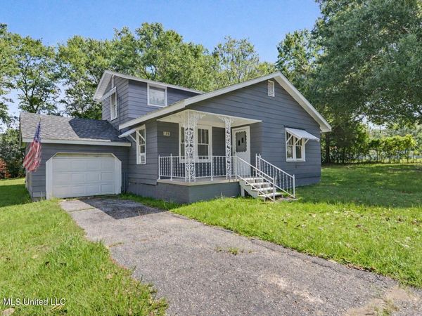 388 Oak Street, Lucedale, MS 39452
