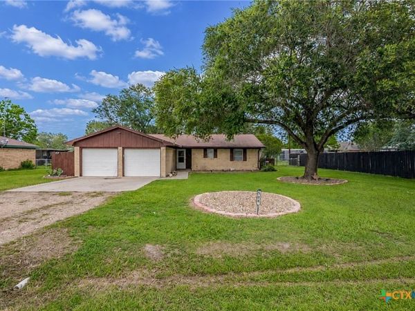 504 Dove, Victoria, TX 77905