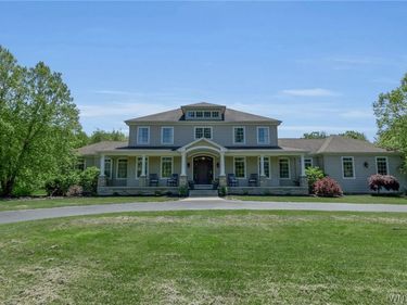 6155 Salt Road , Clarence, NY 14031
