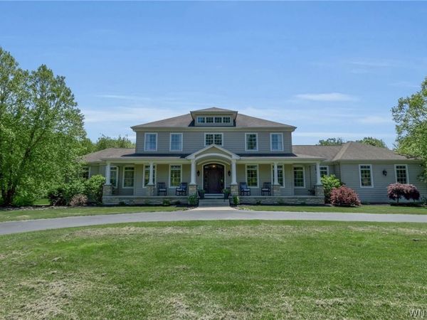 6155 Salt Road , Clarence, NY 14031