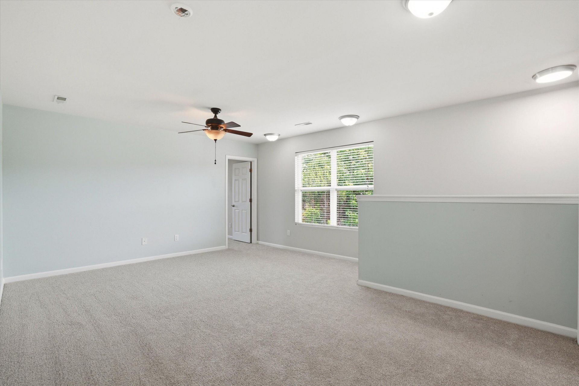 9665 Godwin Street Photo 24
