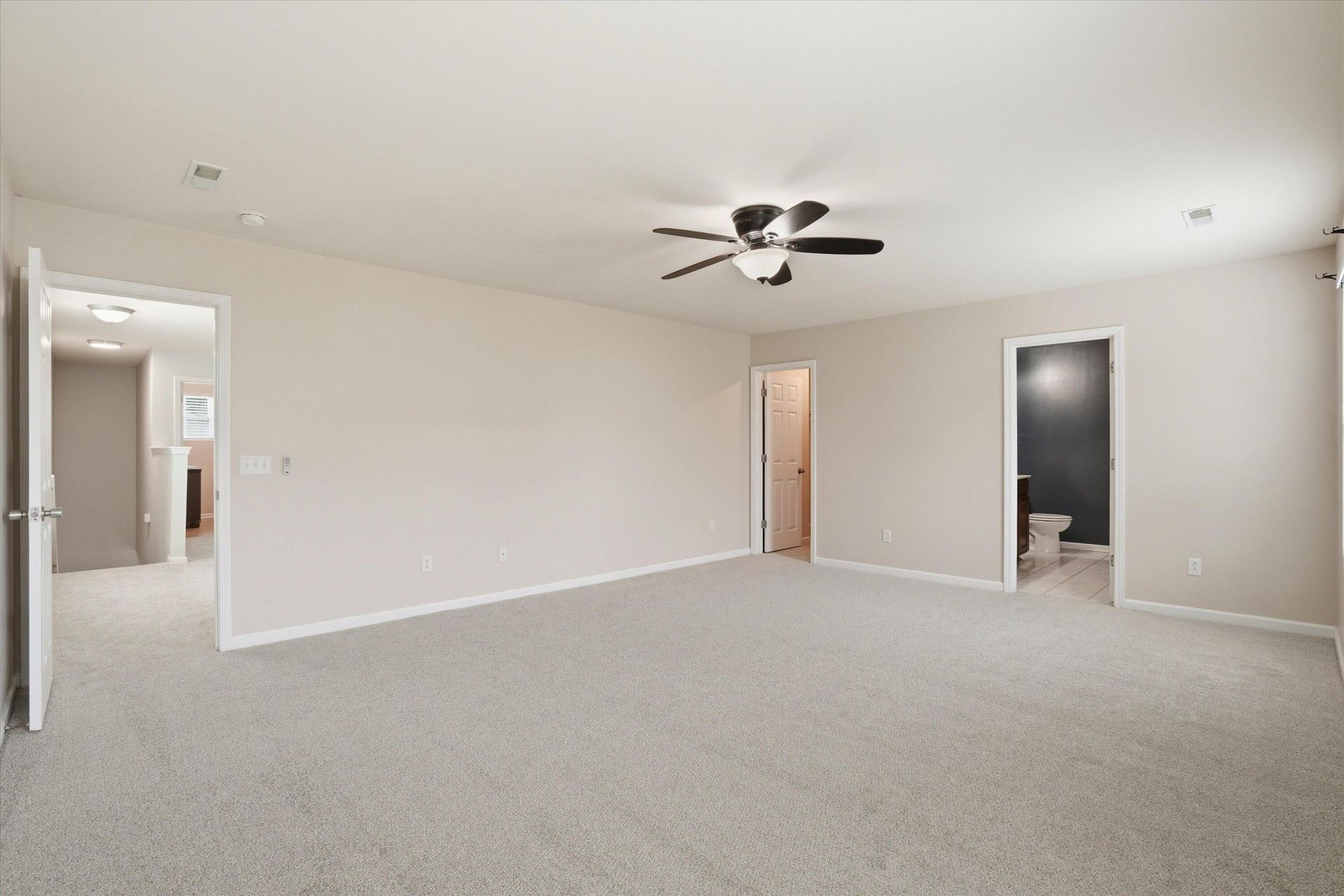 9665 Godwin Street Photo 26