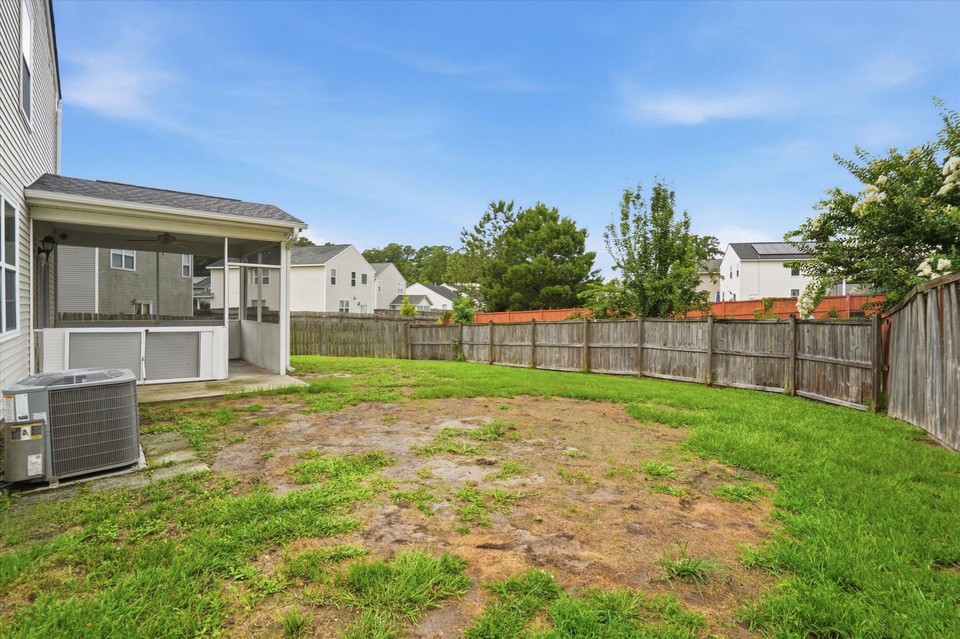 9665 Godwin Street Photo 42