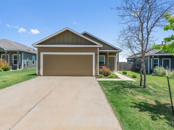 393 Gabbro GDNS , San Marcos, TX 78656