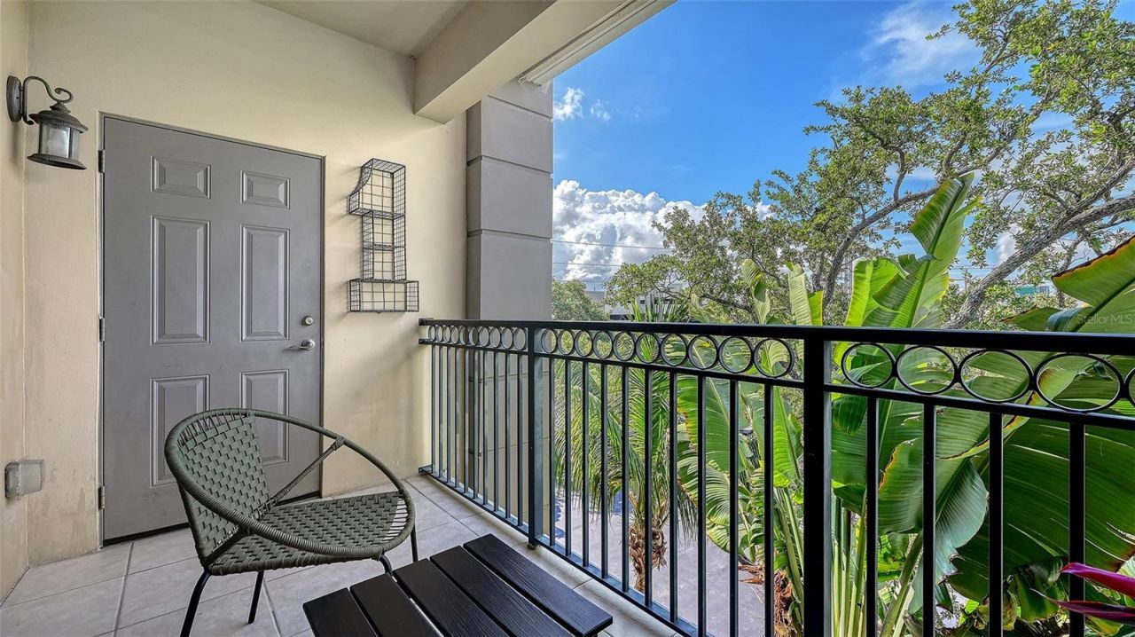 1268 11th Street , Unit 2404, Sarasota, FL 34236 Photo