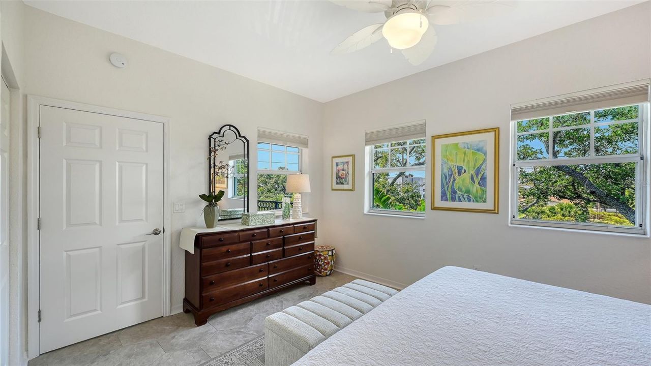 1268 11th Street , Unit 2404, Sarasota, FL 34236 Photo